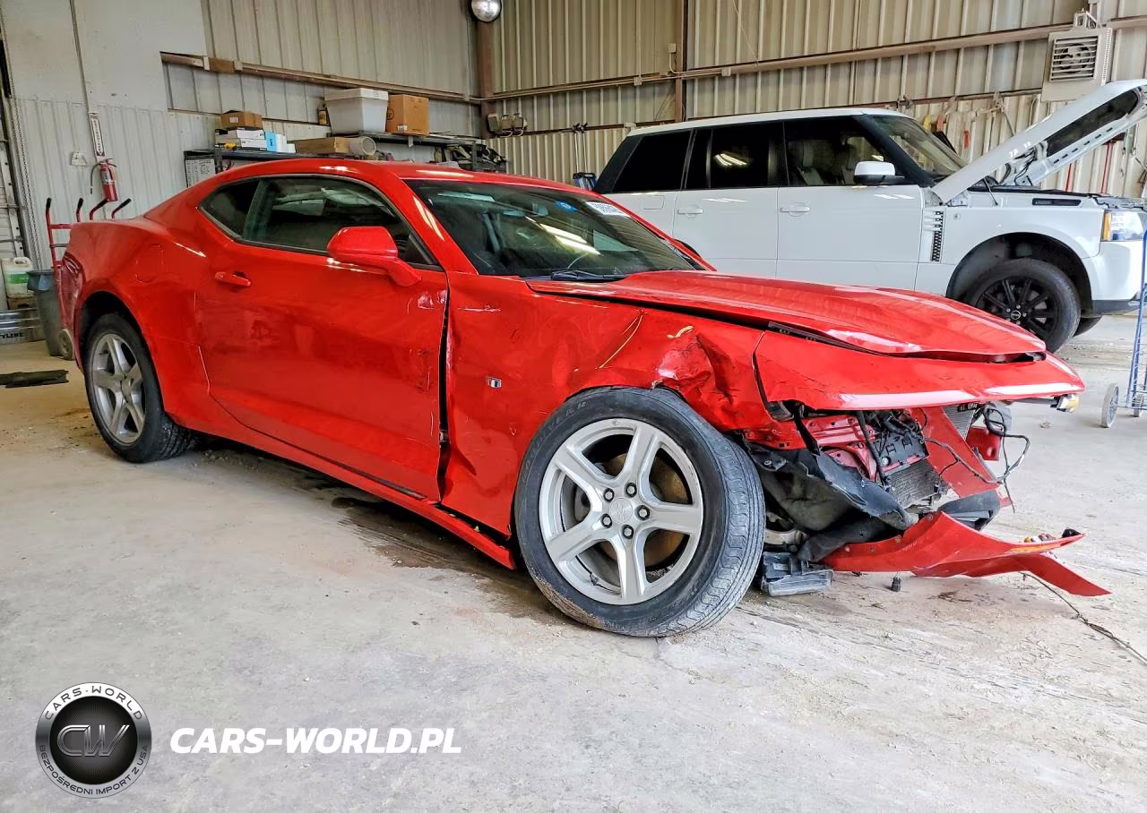 2017 Chevrolet Camaro Lt VIN:1G1FB1RX4H0105820 - 4