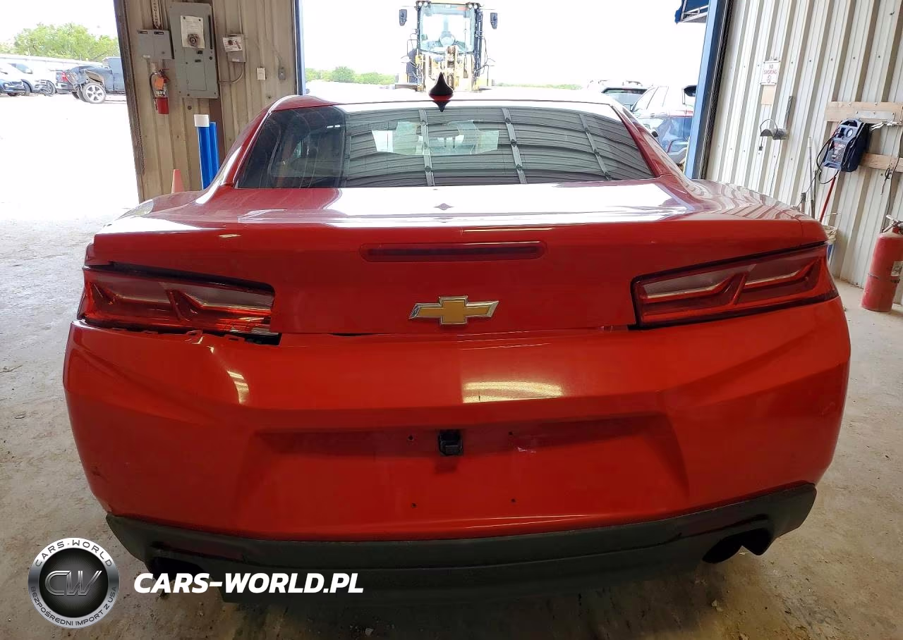 2017 Chevrolet Camaro Lt VIN:1G1FB1RX4H0105820 - 6