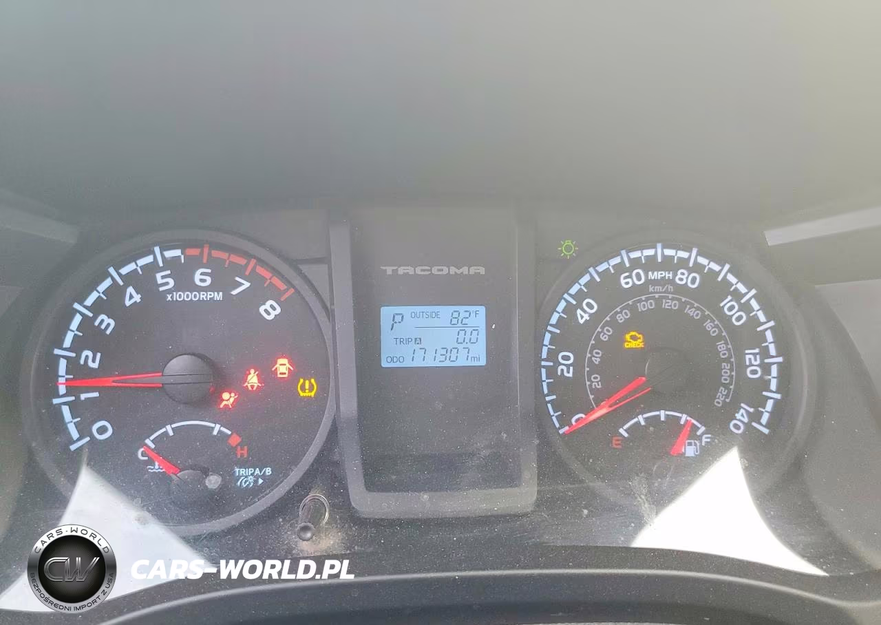 2017 Toyota Tacoma Sr VIN:5TFRX5GN4HX097305 - 9