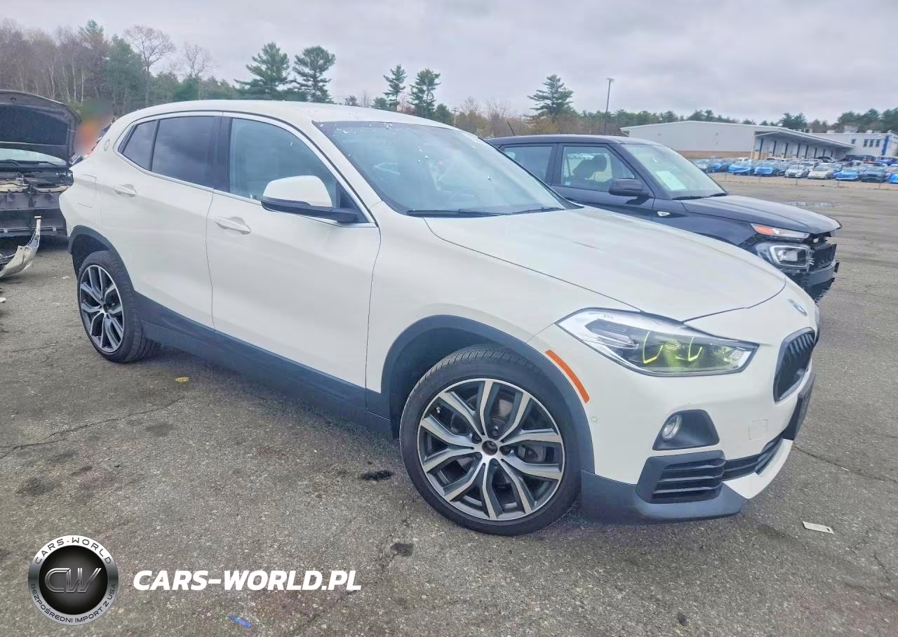 2018 BMW X2 xDrive28I VIN:WBXYJ5C30JEF80461 - 4