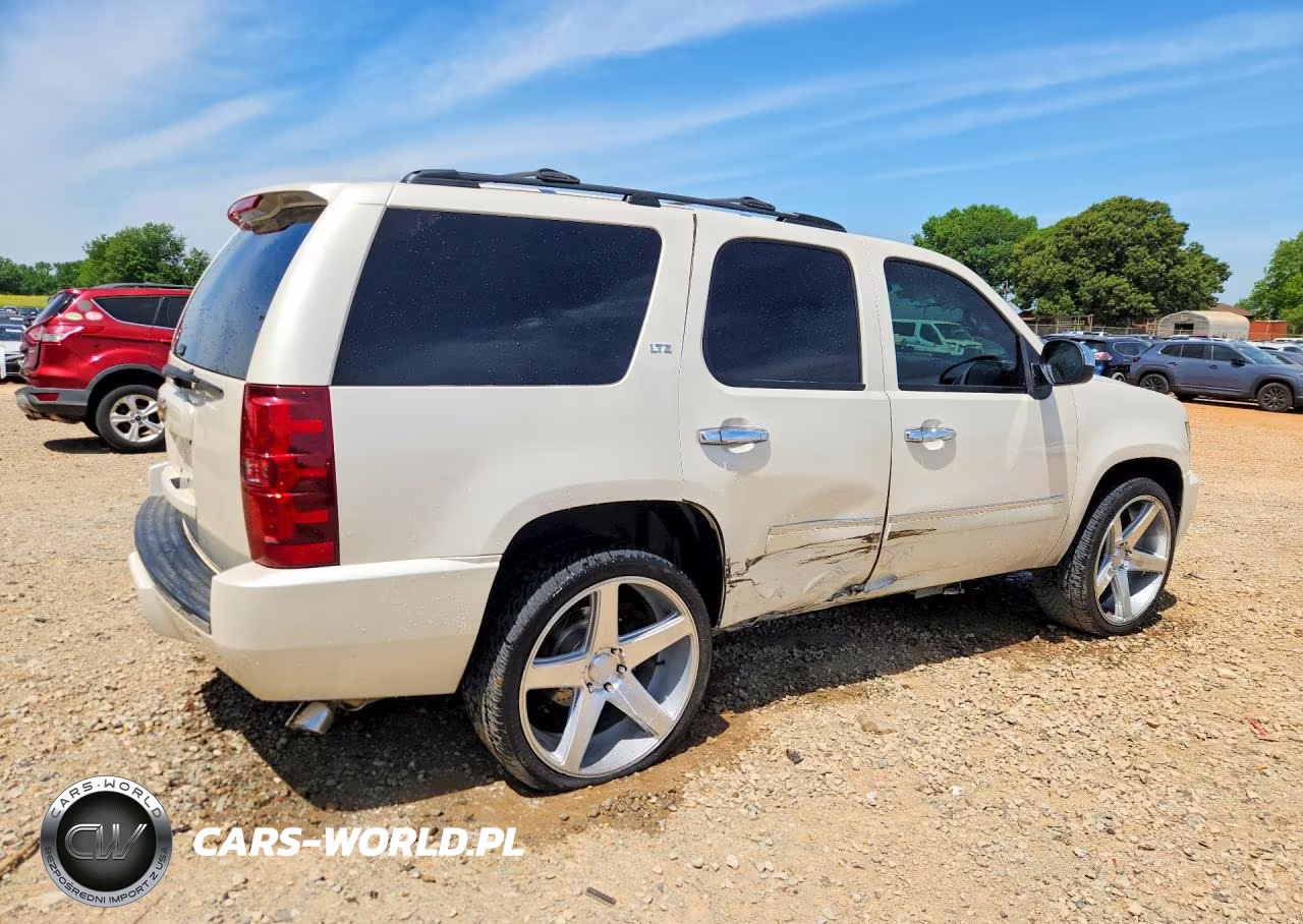 2013 Chevrolet Tahoe C1500 Ltz VIN:1GNSCCE00DR287407 - 3