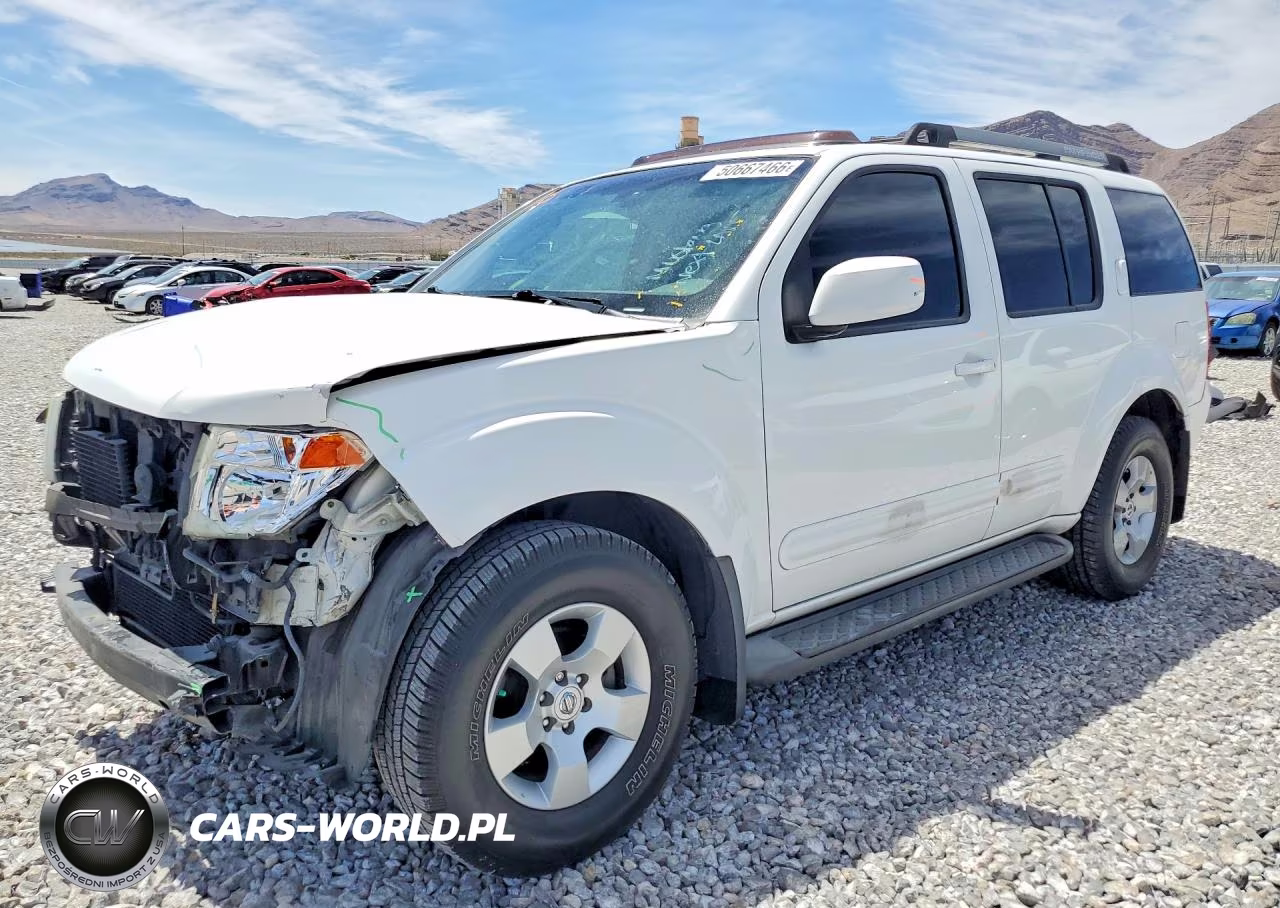 2005 Nissan Pathfinder Xe