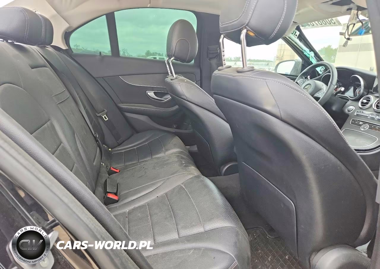2016 Mercedes-Benz C 300 4Matic VIN:55SWF4KBXGU178197 - 10