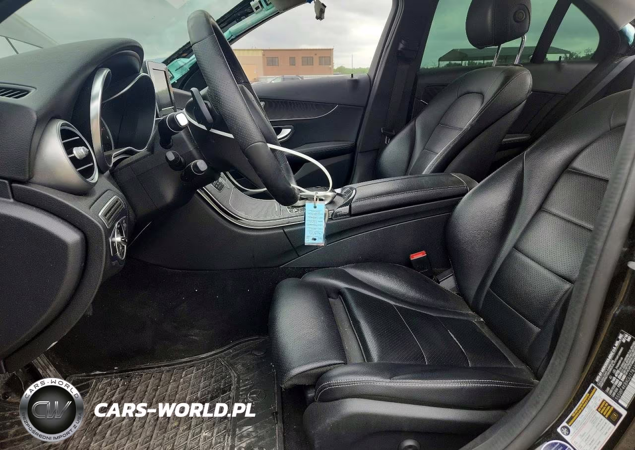 2016 Mercedes-Benz C 300 4Matic VIN:55SWF4KBXGU178197 - 7
