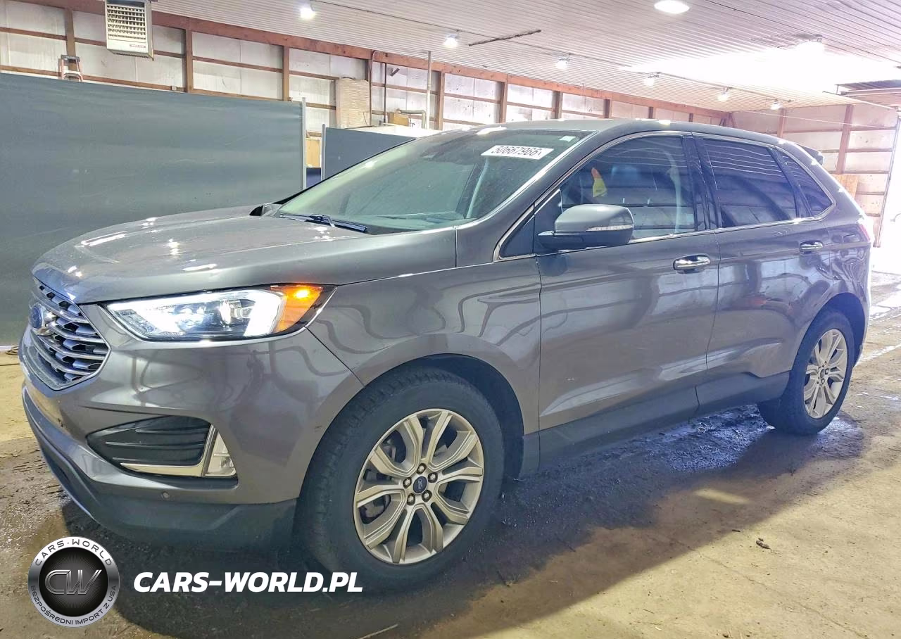 2022 Ford Edge Titanium
