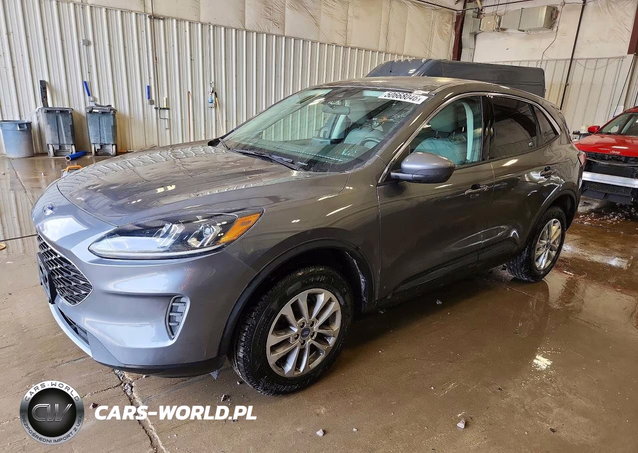 2021 Ford Escape Se