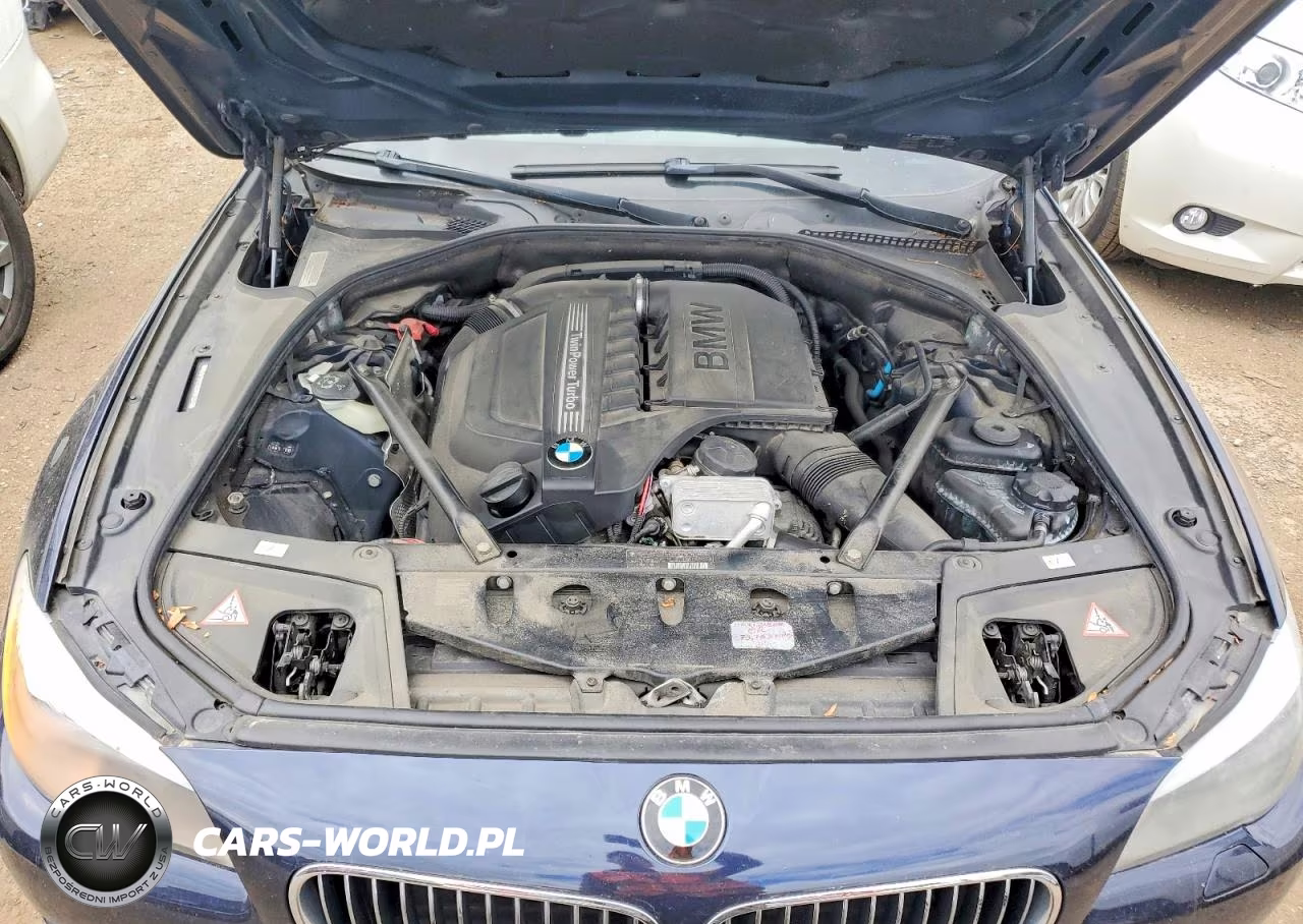 2012 BMW 535 Xi VIN:WBAFU7C52CDU65243 - 11
