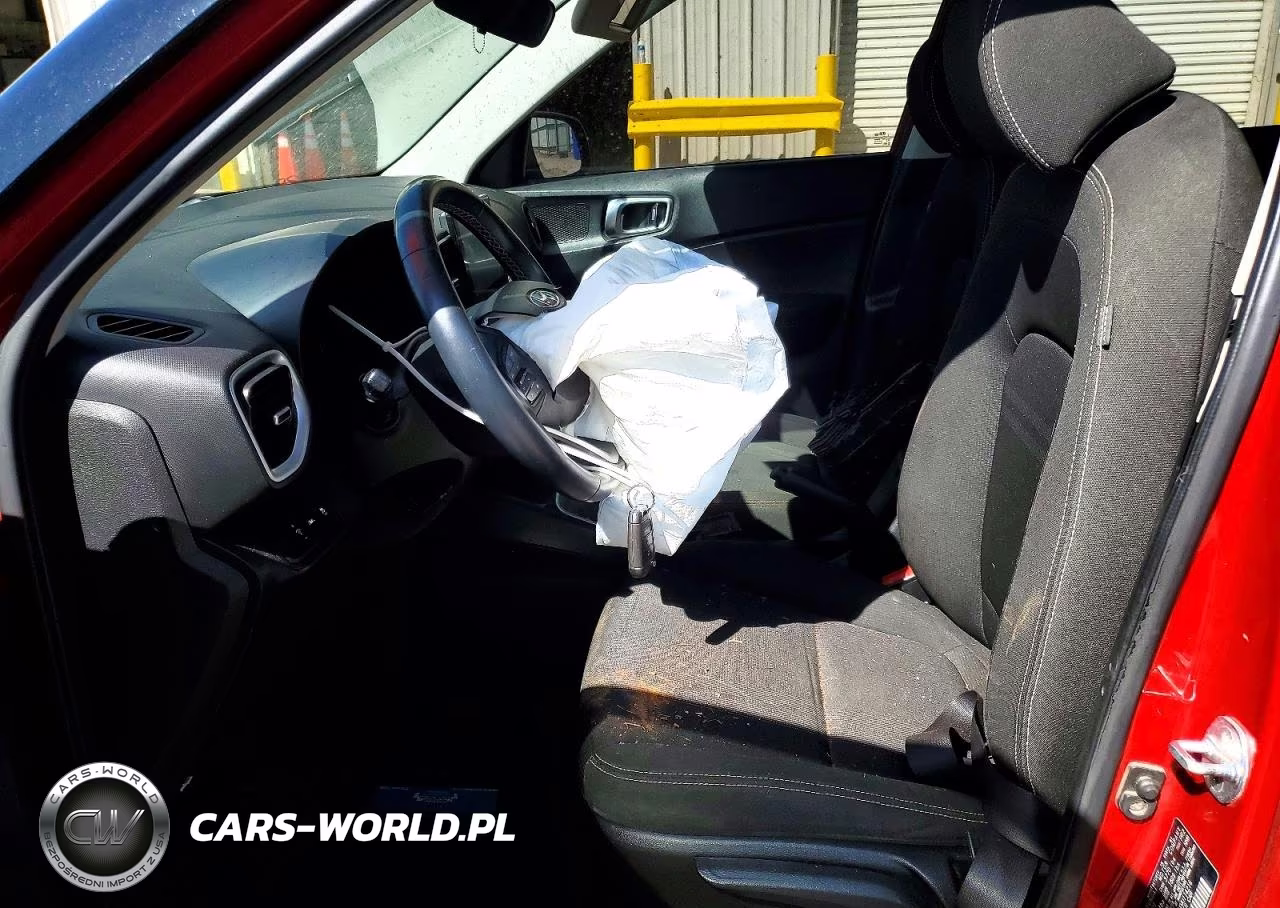 2021 Hyundai Venue Sel VIN:KMHRC8A3XMU114216 - 7