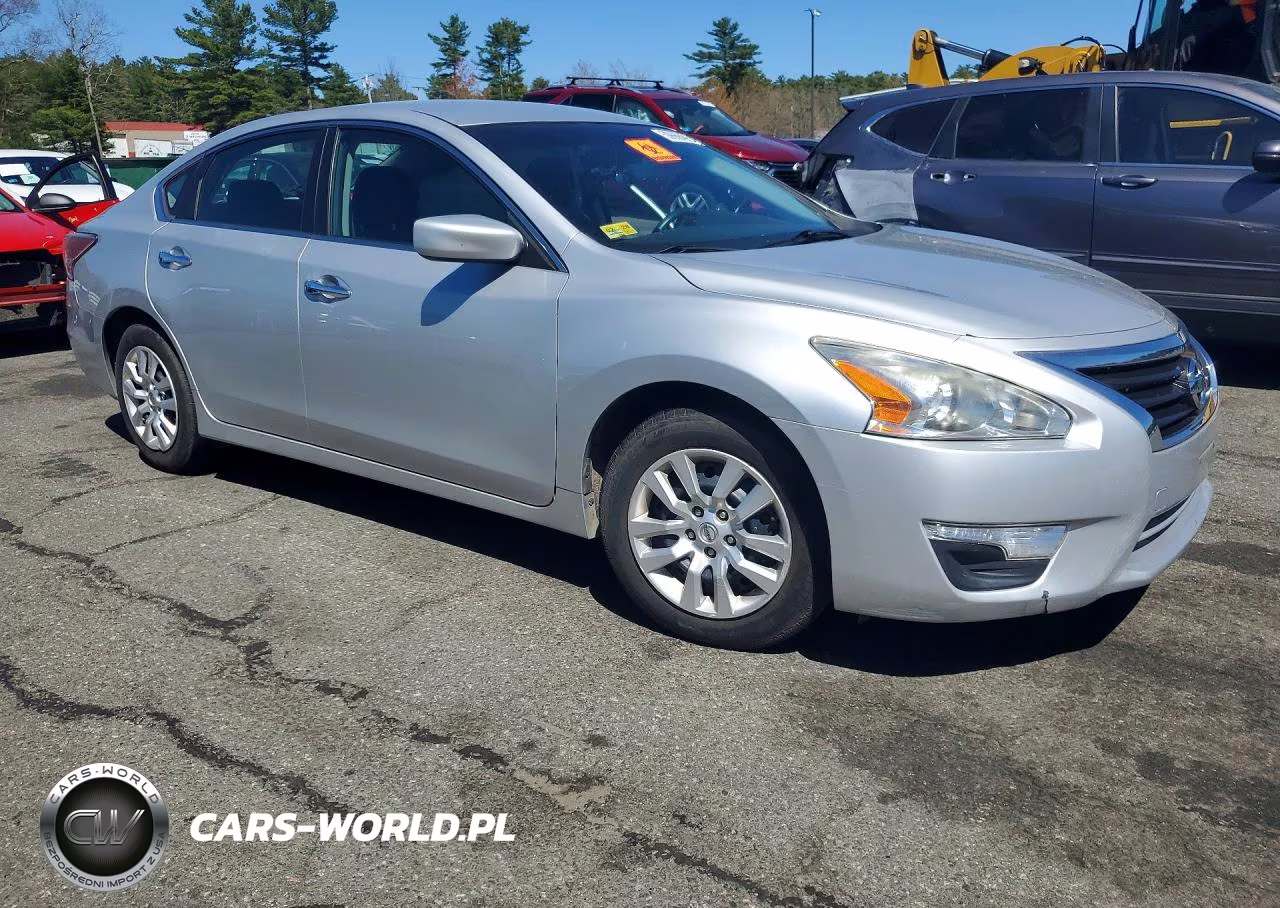 2015 Nissan Altima 2.5 S VIN:1N4AL3AP9FC450137 - 4