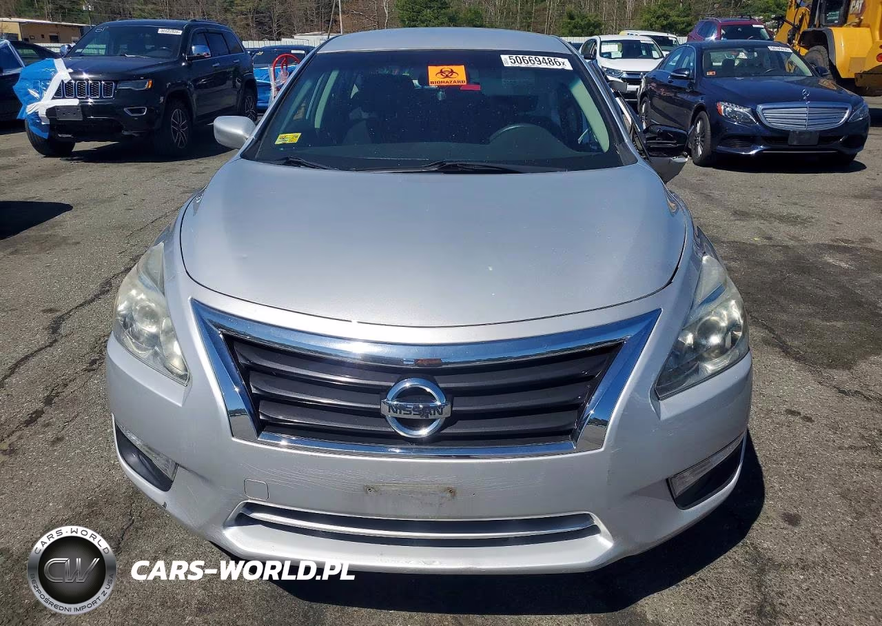 2015 Nissan Altima 2.5 S VIN:1N4AL3AP9FC450137 - 5