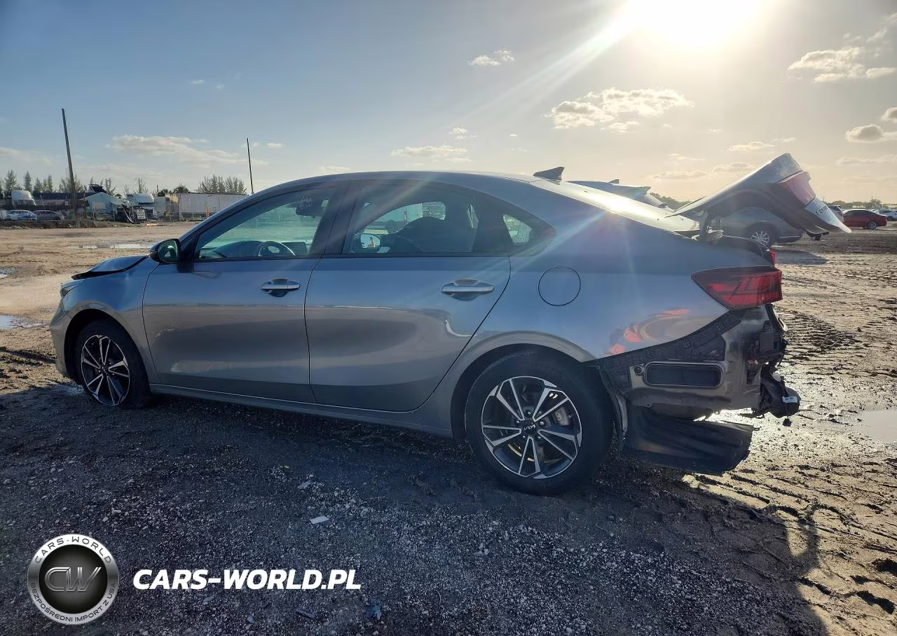 2022 Kia Forte Lxs VIN:3KPF24AD2NE472230 - 2