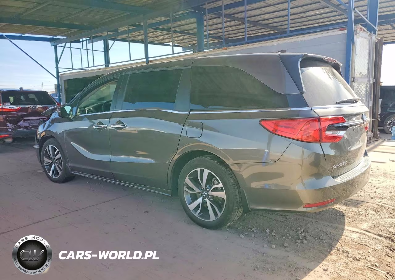 2022 Honda Odyssey Touring VIN:5FNRL6H88NB067367 - 2