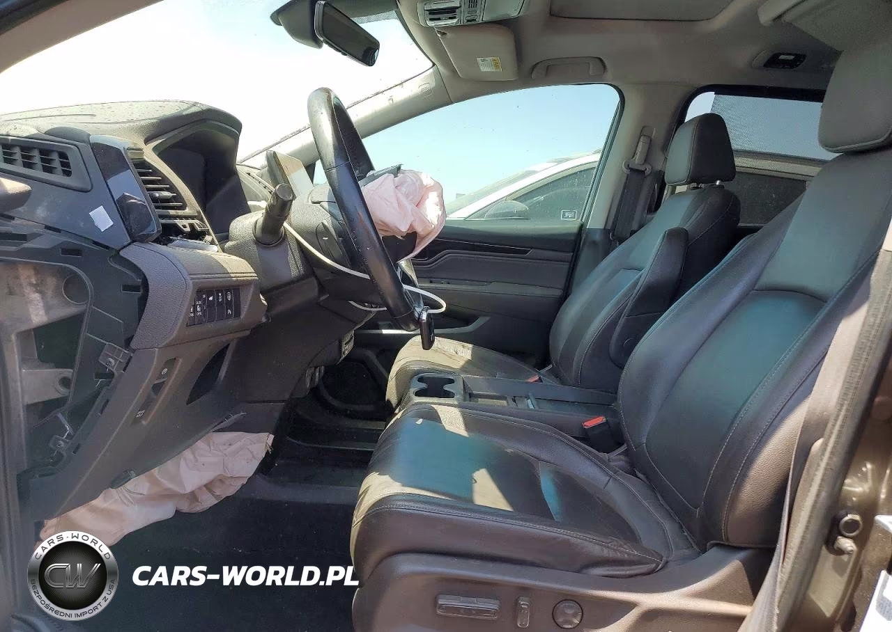 2022 Honda Odyssey Touring VIN:5FNRL6H88NB067367 - 7