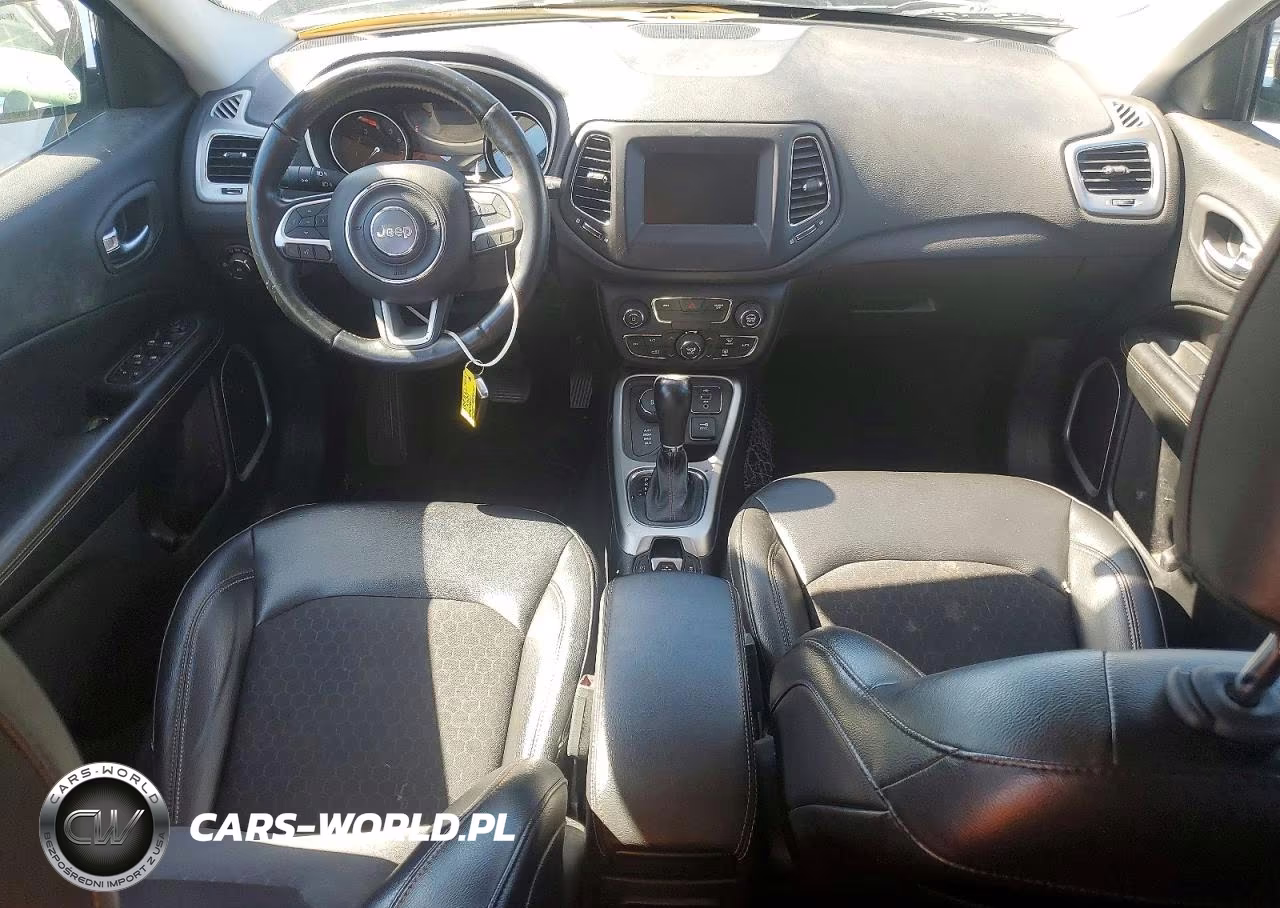 2018 Jeep Compass Latitude VIN:3C4NJDBB6JT178301 - 8