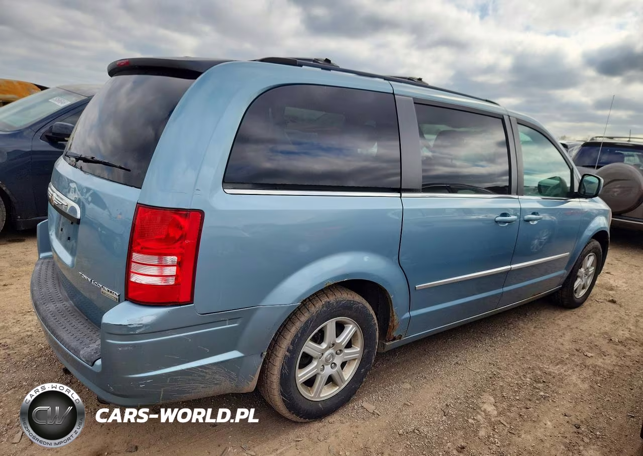 2010 Chrysler Town & Country Touring VIN:2A4RR5DX6AR253939 - 3
