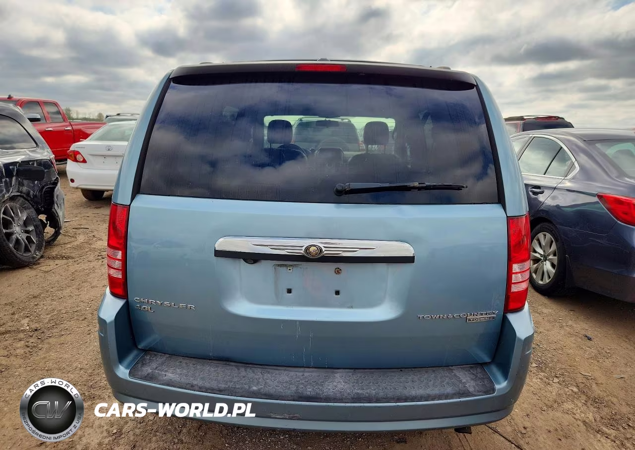 2010 Chrysler Town & Country Touring VIN:2A4RR5DX6AR253939 - 6