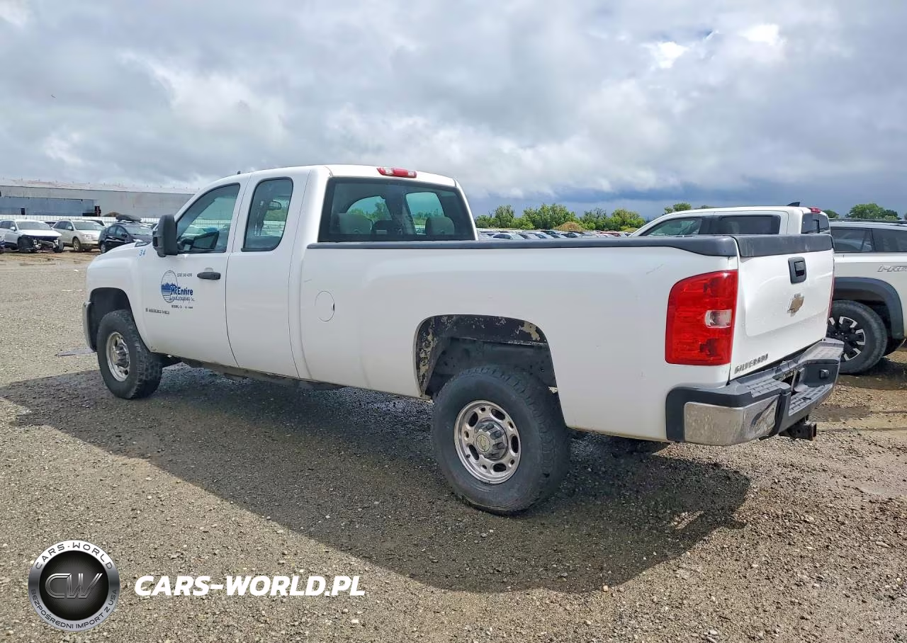 2008 Chevrolet Silverado C2500 Heavy Duty VIN:1GCHC29KX8E175364 - 2