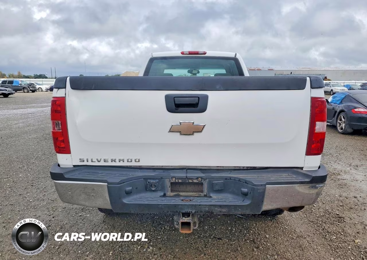 2008 Chevrolet Silverado C2500 Heavy Duty VIN:1GCHC29KX8E175364 - 6