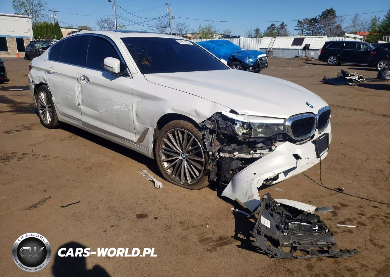 2018 BMW 530 Xi VIN:WBAJA7C56JWA72627 - 4