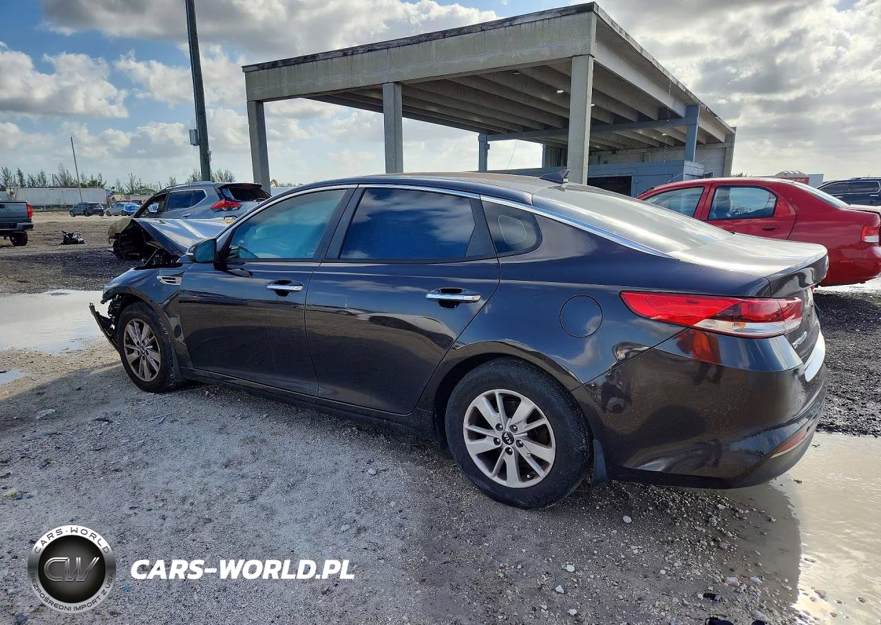 2018 Kia Optima Lx VIN:KNAGT4L32J5233835 - 2