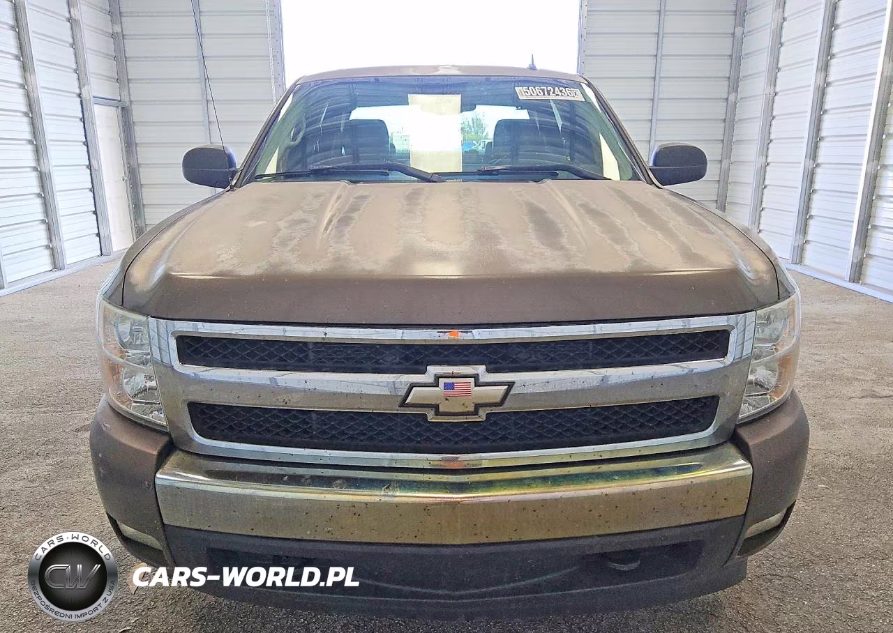 2008 Chevrolet Silverado C1500 VIN:2GCEC13J781132308 - 5