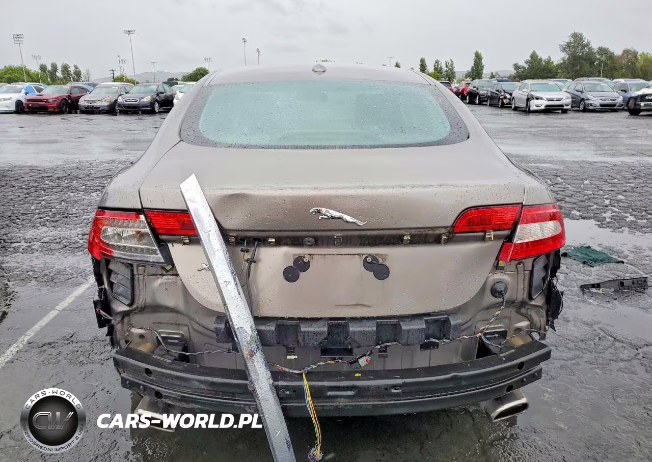 2010 Jaguar Xf Luxury VIN:SAJWA0FA2AHR59010 - 6