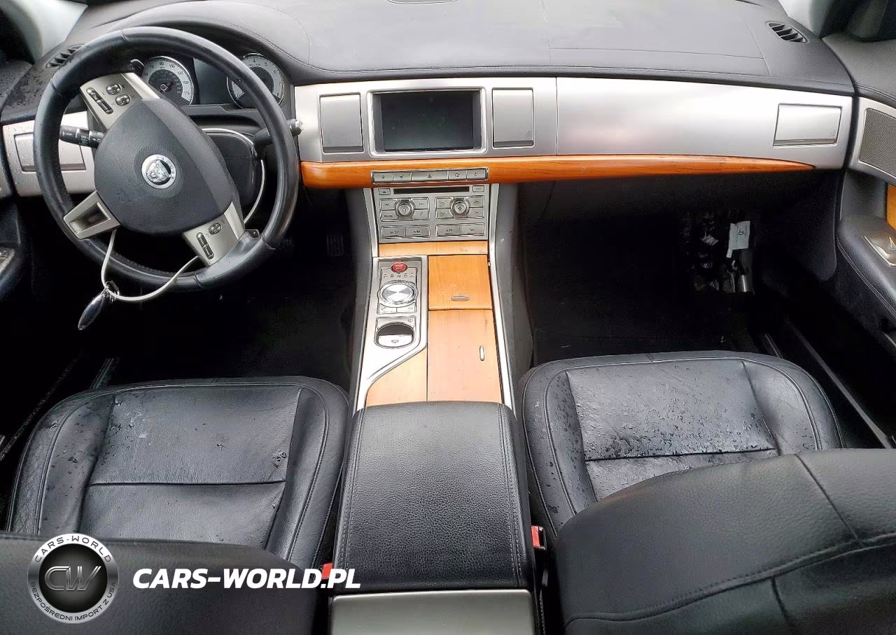 2010 Jaguar Xf Luxury VIN:SAJWA0FA2AHR59010 - 8