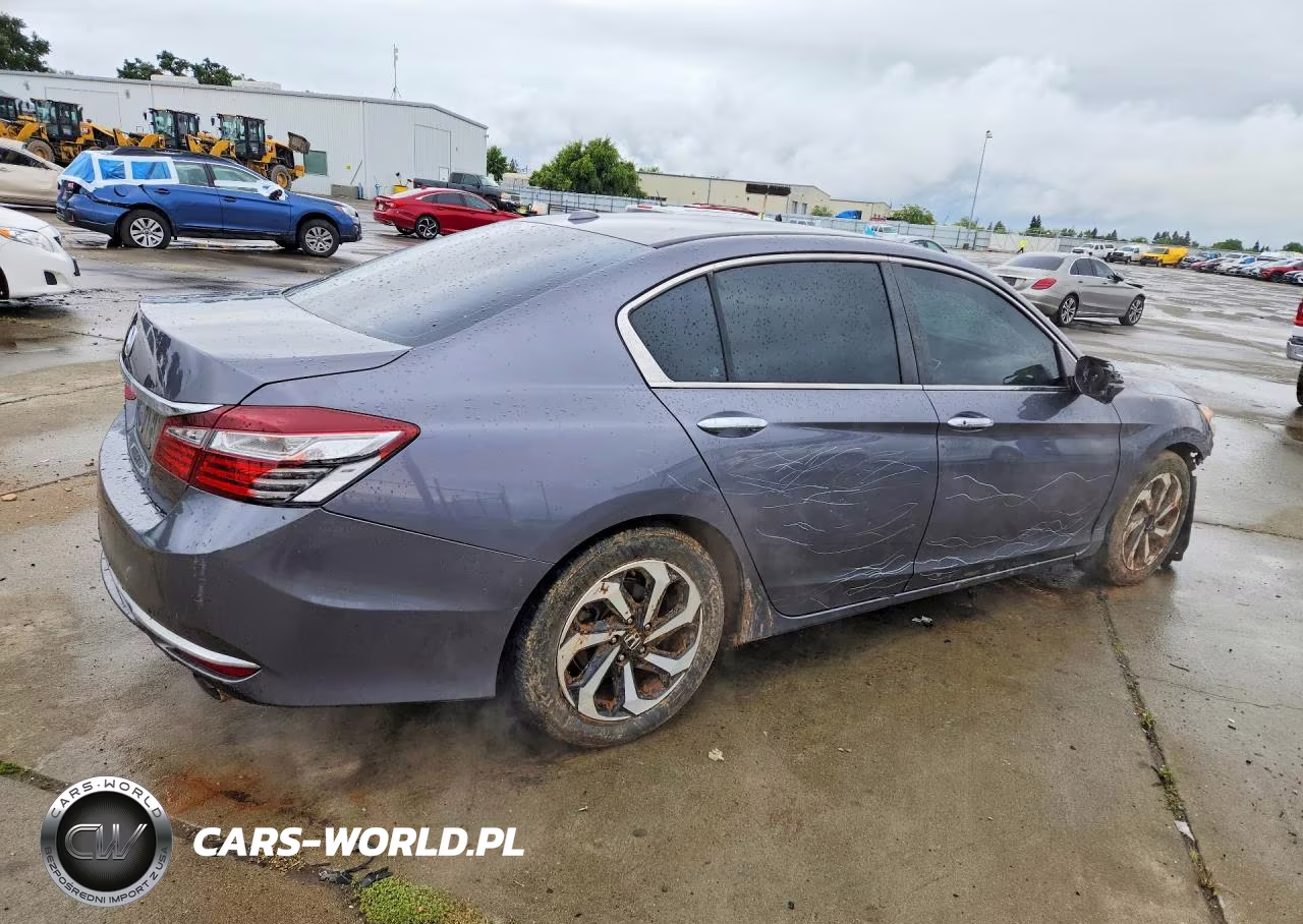 2016 Honda Accord Ex VIN:1HGCR2F73GA058449 - 3