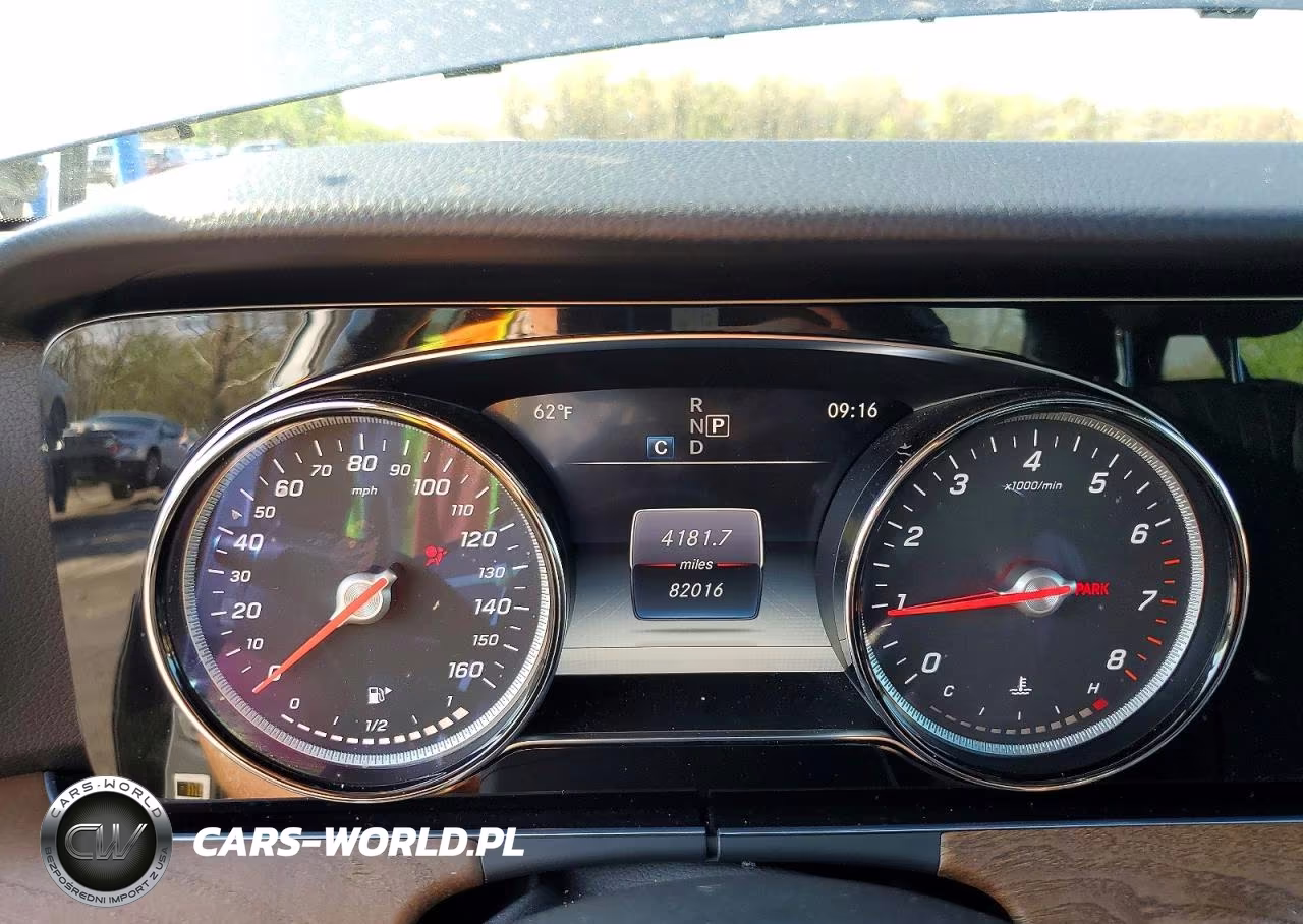 2019 Mercedes Benz E 300 4Matic VIN:WDDZF4KB5KA662669 - 9