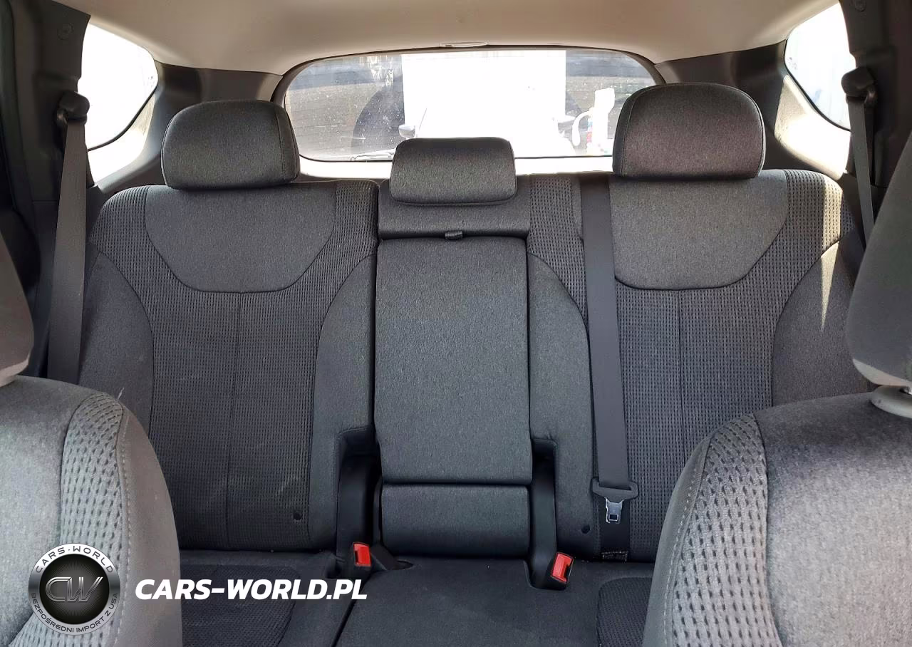 2019 Hyundai Santa Fe Se VIN:5NMS23AD5KH119428 - 10