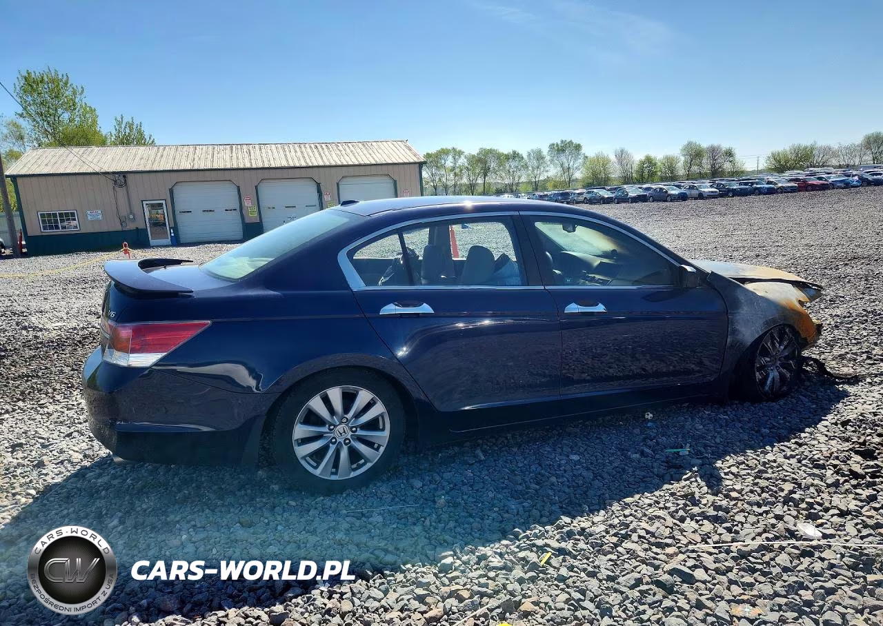 2011 Honda Accord Exl VIN:1HGCP3F81BA018609 - 3