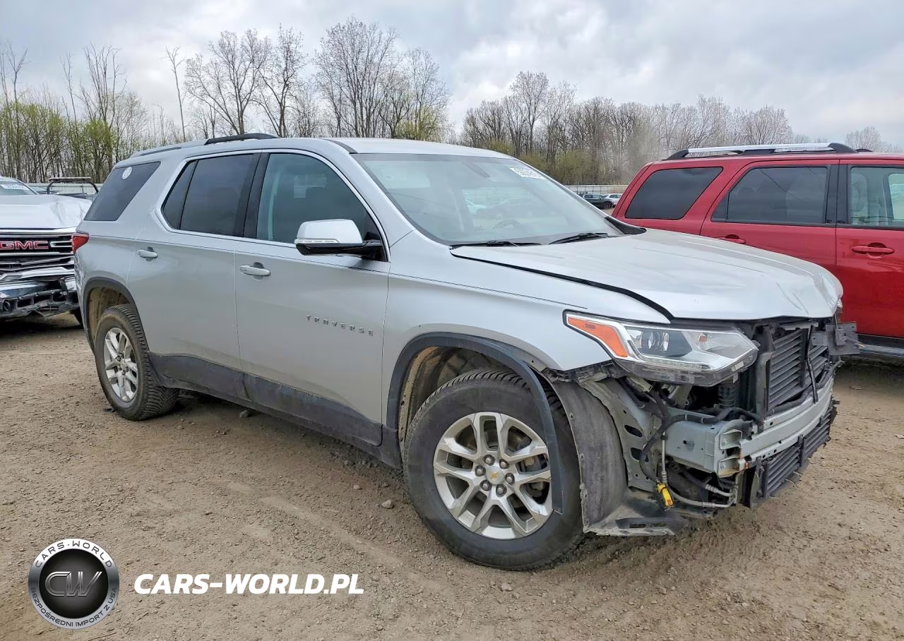 2018 Chevrolet Traverse Lt VIN:1GNERGKW7JJ166525 - 4