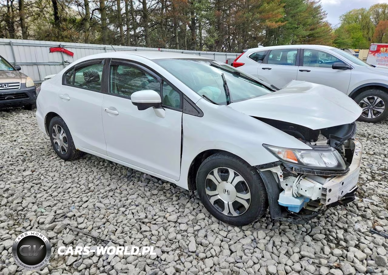 2015 Honda Civic Hybrid L VIN:19XFB4F36FE200748 - 4