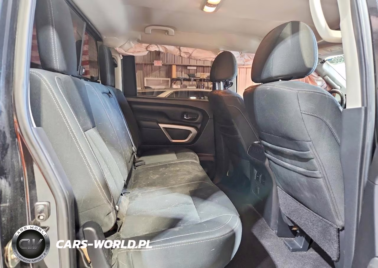 2017 Nissan Titan Sv VIN:1N6AA1E50HN546174 - 10