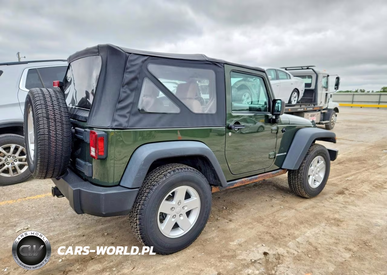 2008 Jeep Wrangler X VIN:1J4FA241X8L644745 - 3