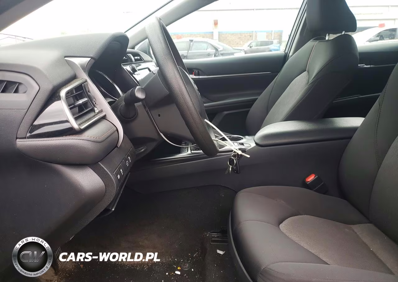 2020 Toyota Camry Le VIN:4T1C11BK2LU003425 - 7