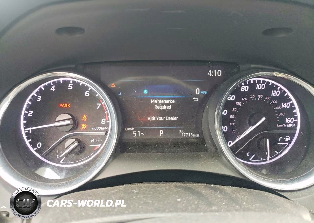 2020 Toyota Camry Le VIN:4T1C11BK2LU003425 - 9