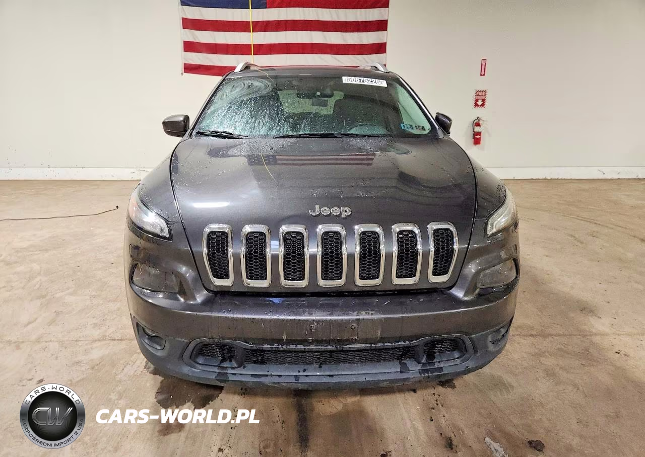 2017 Jeep Cherokee Latitude VIN:1C4PJMCB3HW570180 - 5