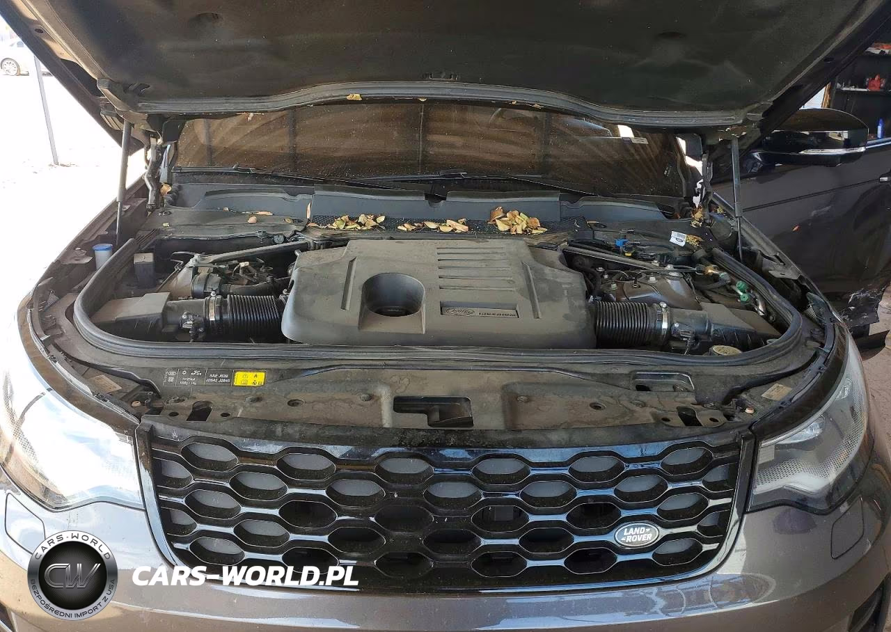 2022 Land Rover Discovery S R-Dynamic VIN:SALRT4EU3N2457374 - 11