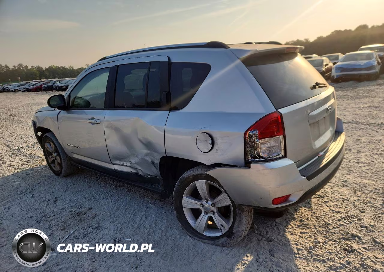 2011 Jeep Compass Sport VIN:1J4NT1FB1BD215386 - 2