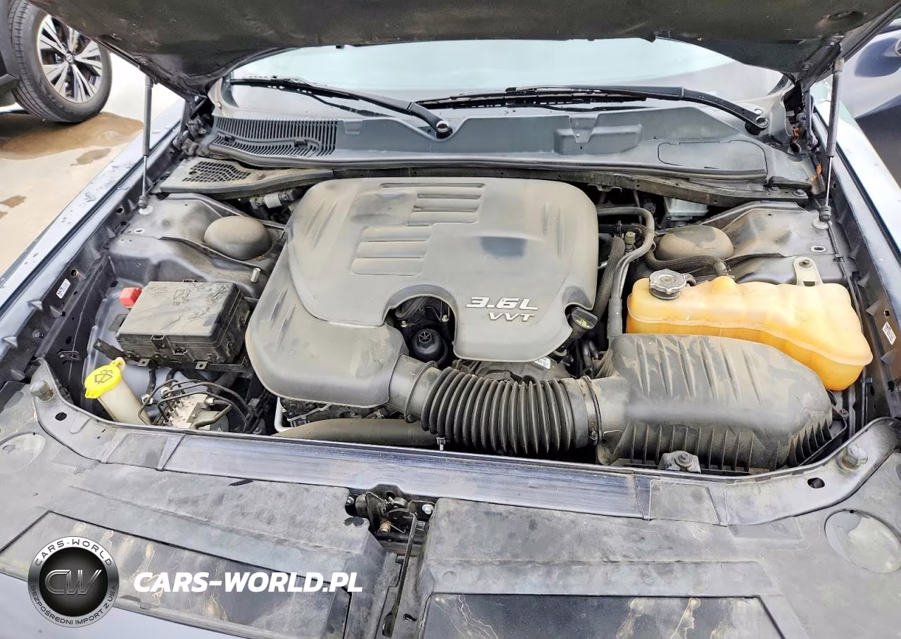 2018 Dodge Challenger Sxt VIN:2C3CDZAG9JH152989 - 11