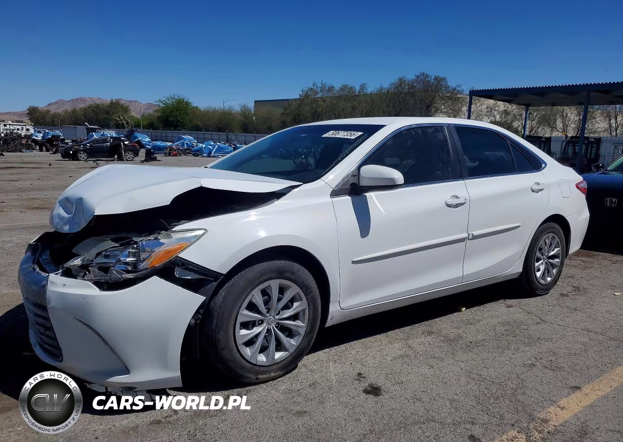 2016 Toyota Camry Le