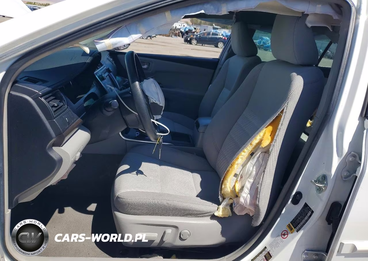 2016 Toyota Camry Le VIN:4T4BF1FK1GR547319 - 7