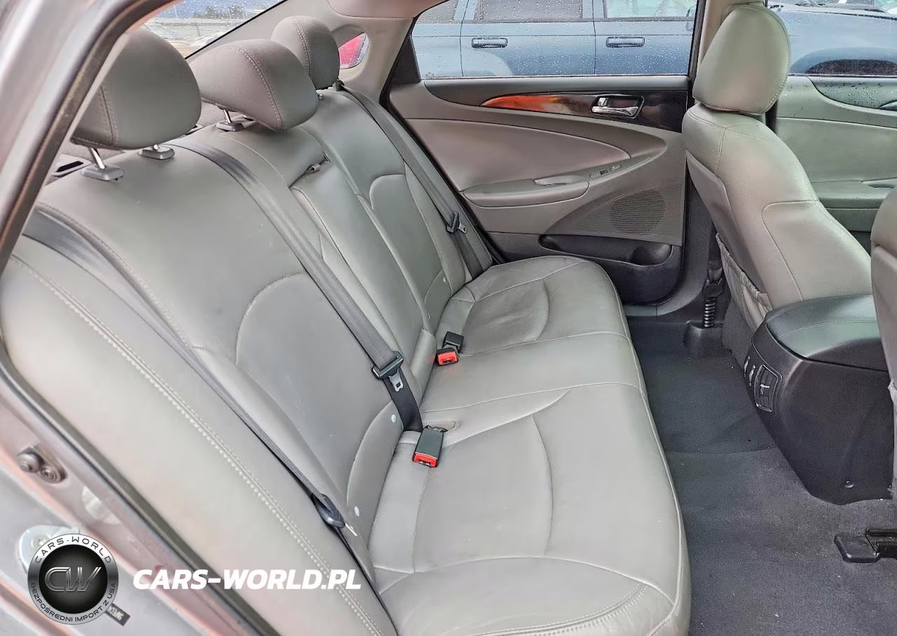 2013 Hyundai Sonata Limited 2.0T VIN:5NPEC4ABXDH660172 - 10