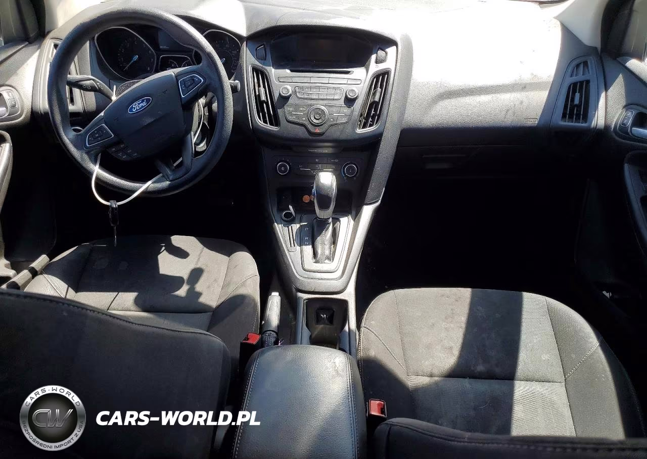 2016 Ford Focus Se VIN:1FADP3F24GL372561 - 8