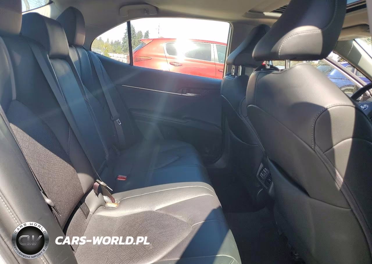 2022 Toyota Camry Xse VIN:4T1K31AK9NU594198 - 10