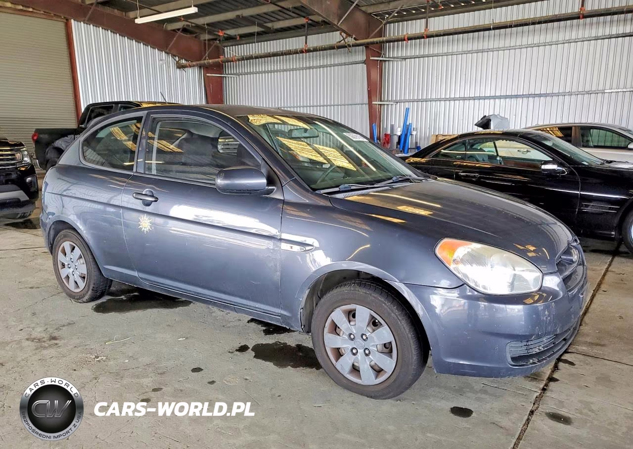 2010 Hyundai Accent Gs VIN:KMHCM3AC4AU162232 - 4