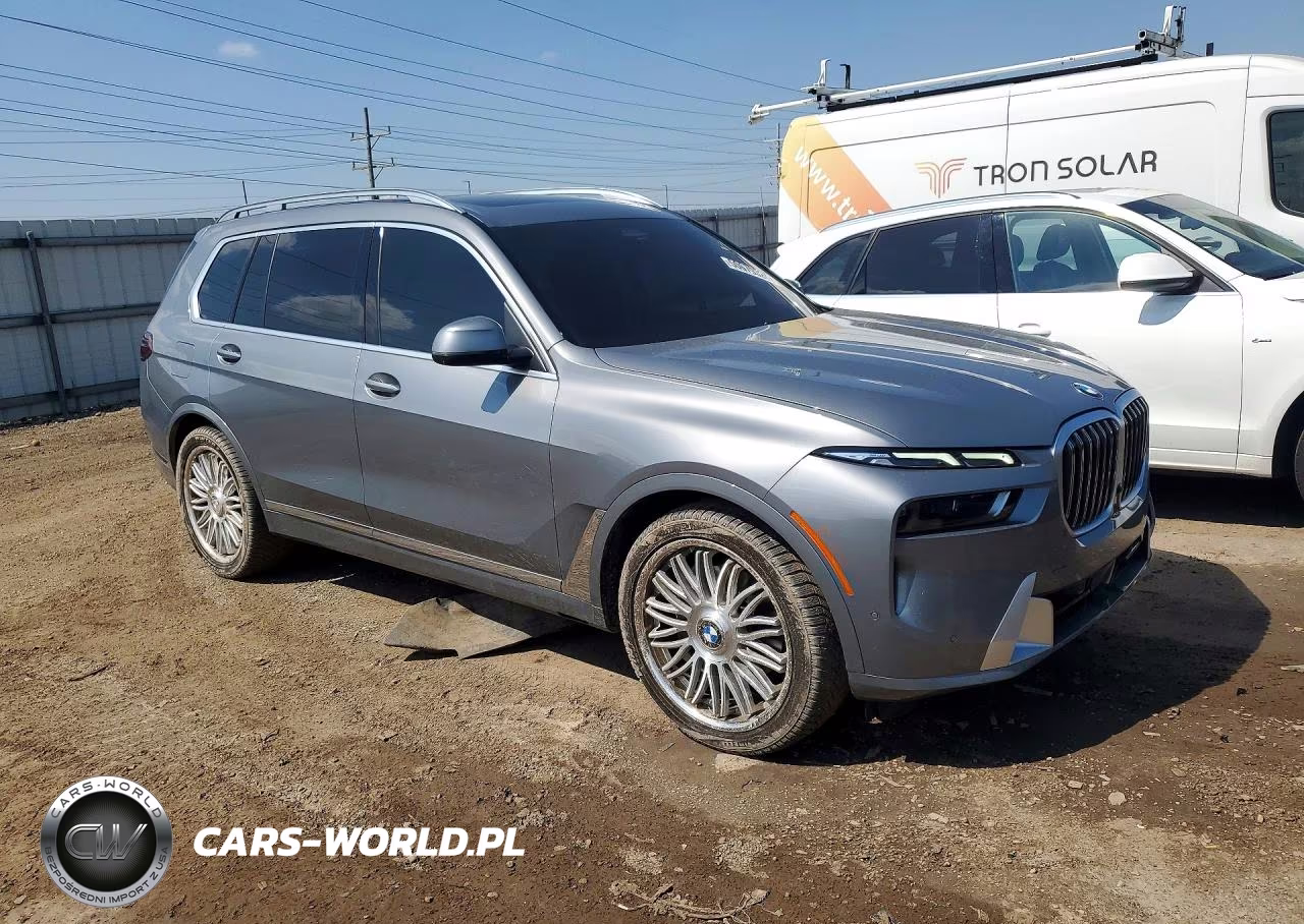 2023 BMW X7 xDrive40I VIN:5UX23EM05P9P92075 - 4