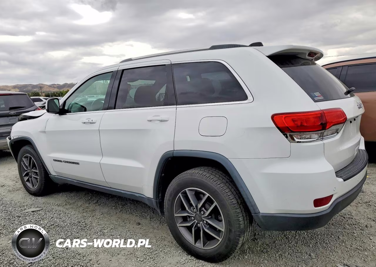 2019 Jeep Grand Cherokee Laredo VIN:1C4RJEAG1KC852193 - 2