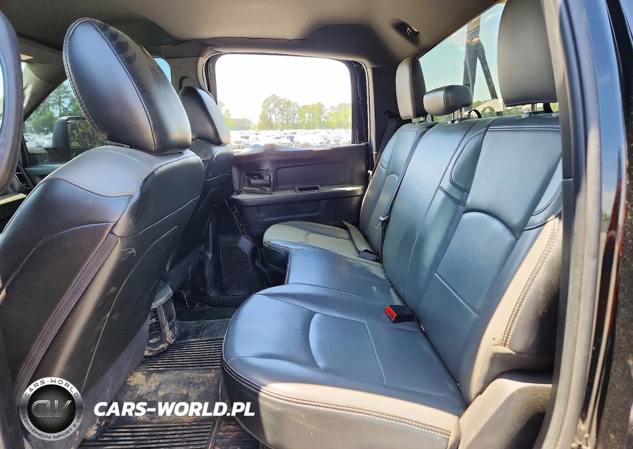 2024 Ram 3500 VIN:3C7WRTCL5RG285037 - 10